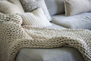 Best Cozy Home Decor Ideas and Accents