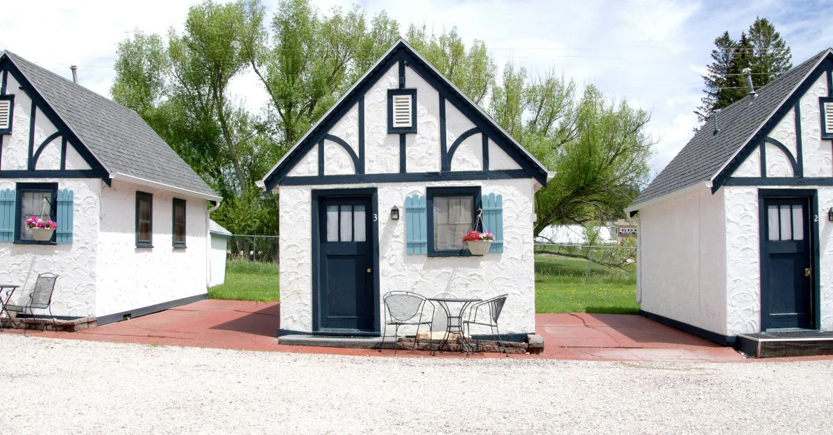 10 Essential Tiny House Living and Design Tips for Maximizing Space and Style