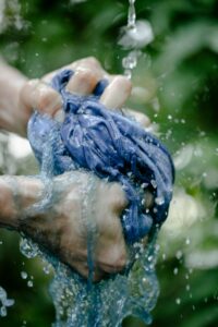 cold-water-rinse-remove-blood-stain