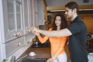 high-vs-low-quality-kitchen-materials