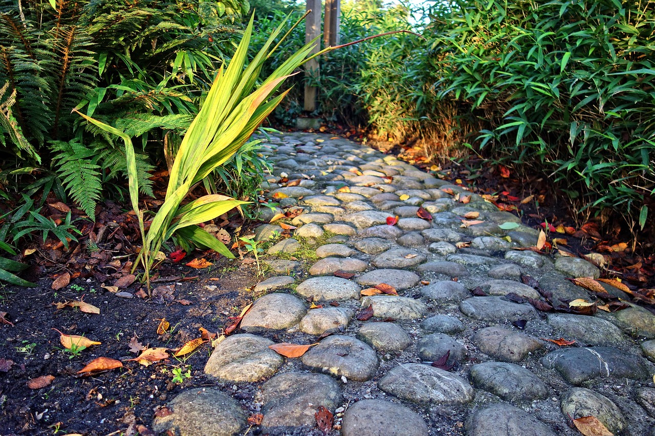 stone-walkway-garden-path