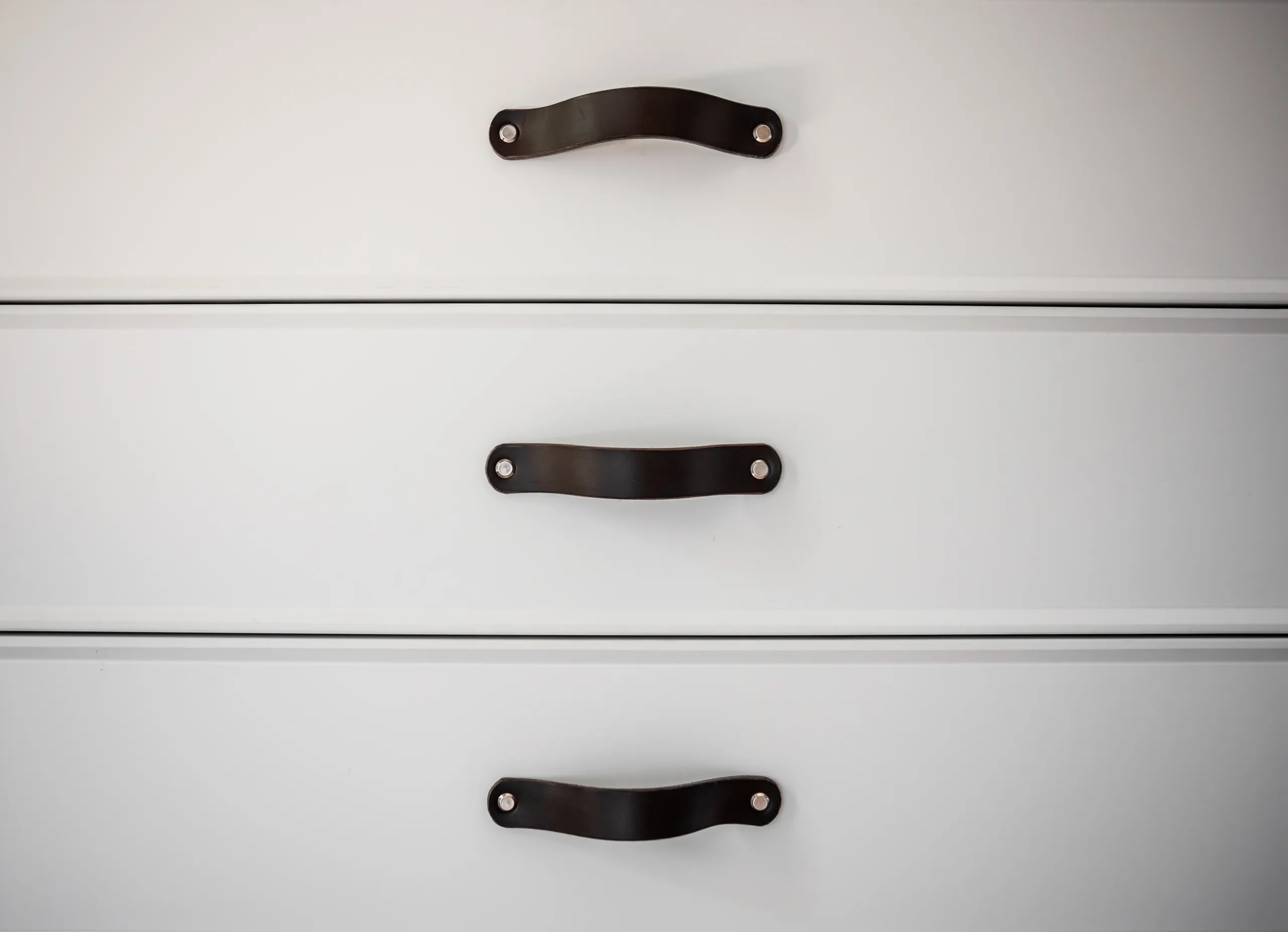 brushed nickel cabinet pulls