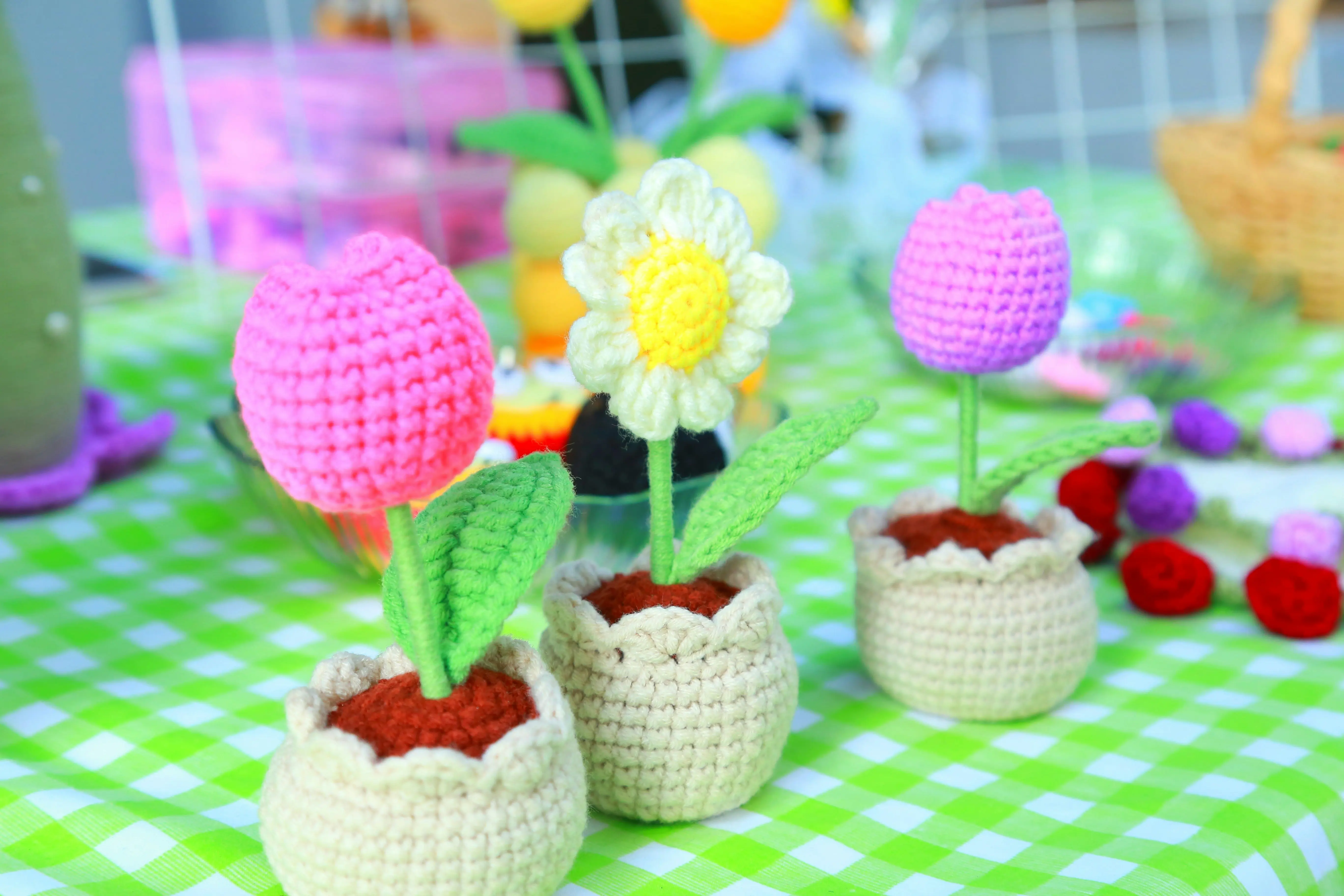 Spring Crafts : 10 Amazing DIY Ideas for Fresh Fun