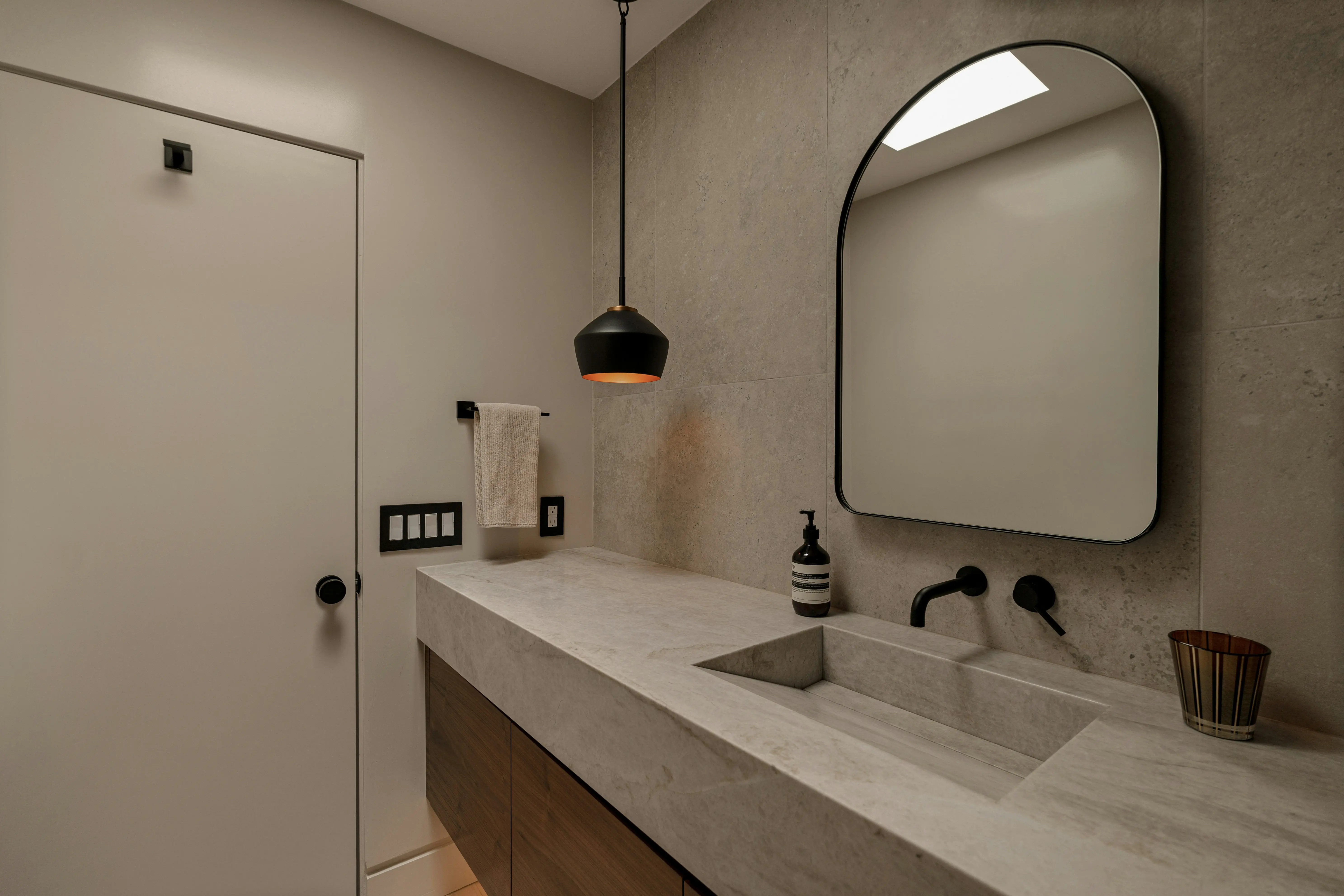 Bathroom Light Fixtures Brushed Nickel : 7 Brilliant Styles