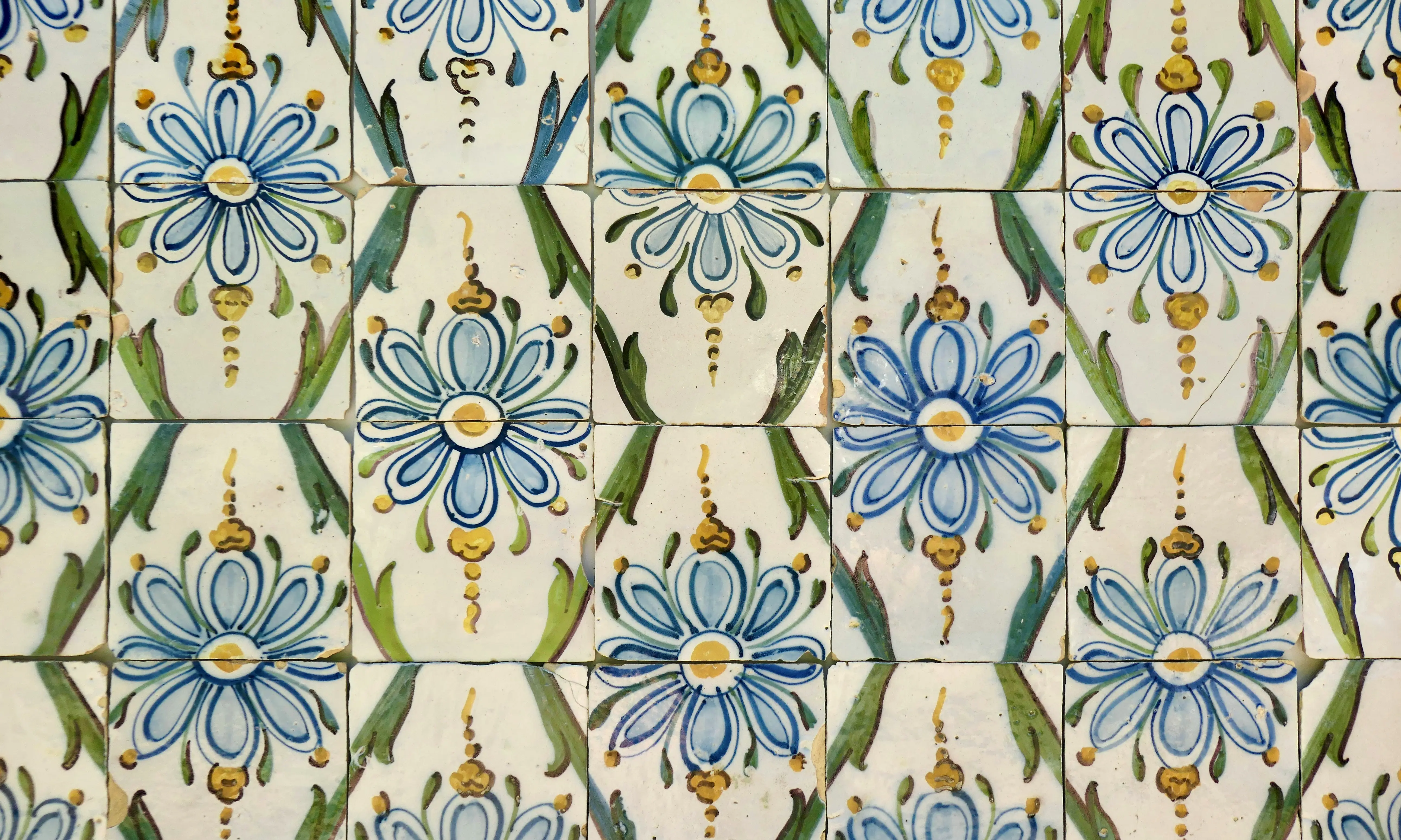 Floral Tile Backsplash : 5 Stunning Designs !