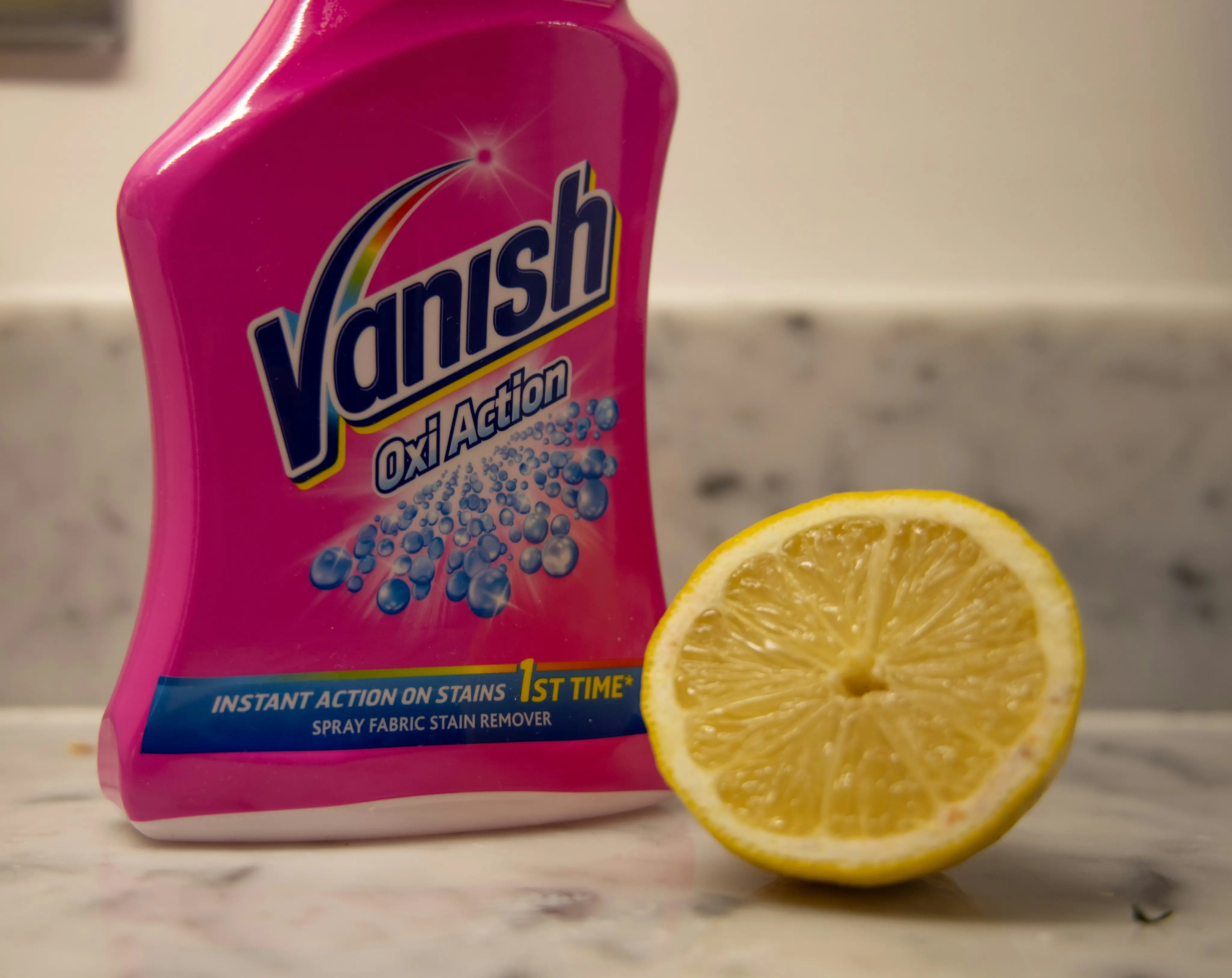 How to Get Rid of Bleach Stains : 5 Amazing Fixes !