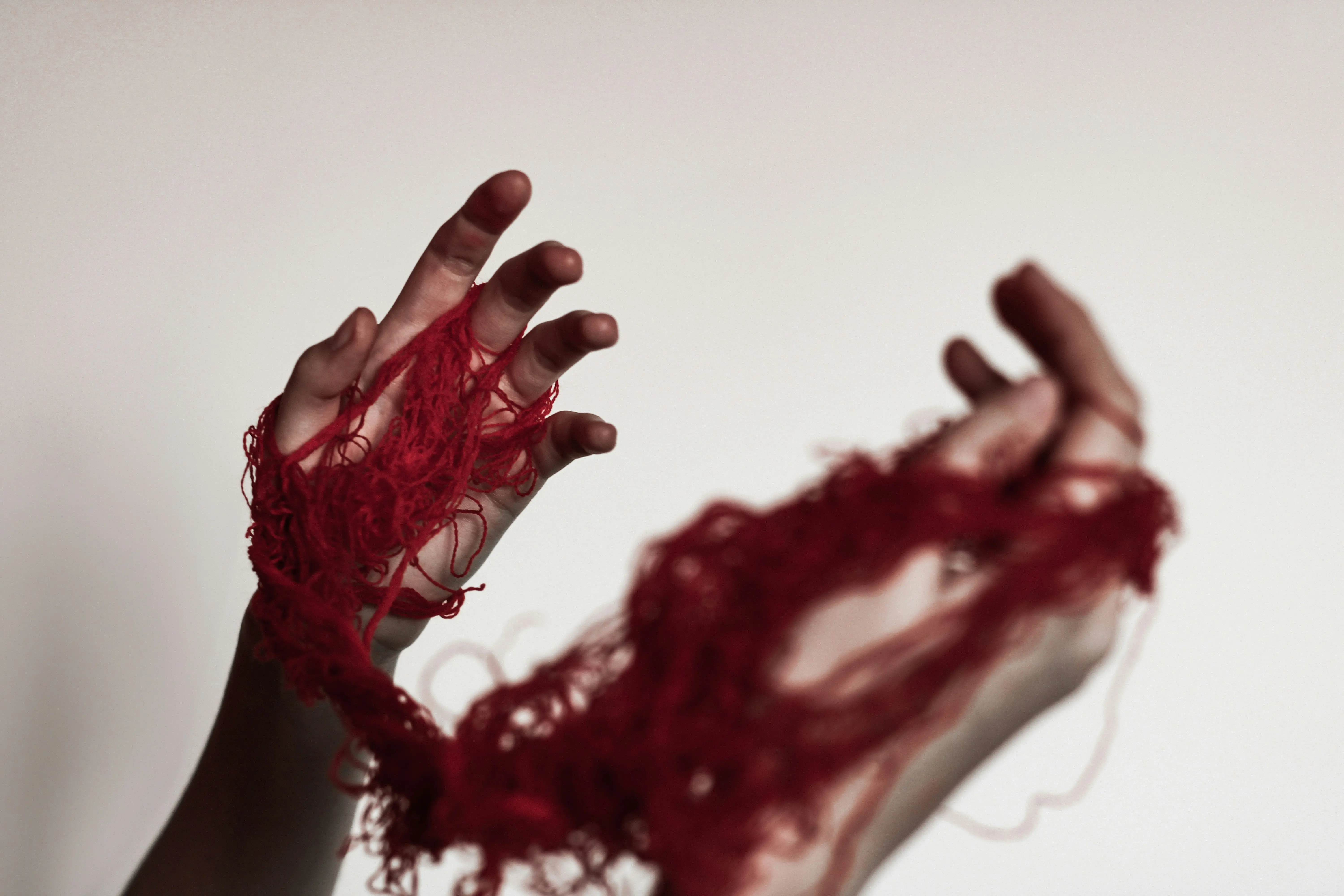 Get Blood Out of Clothes : 5 Easy Steps !
