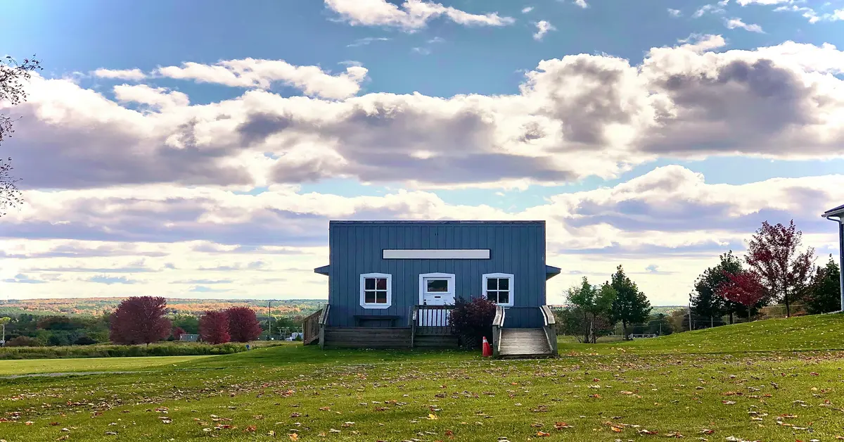 tiny home with 2 bedrooms