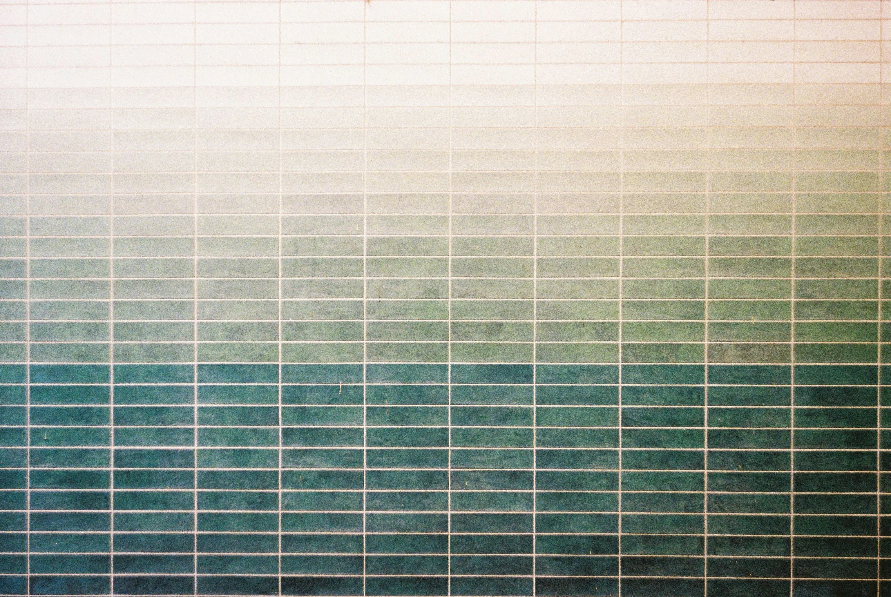 White Tiles : 7 Amazing Design Ideas