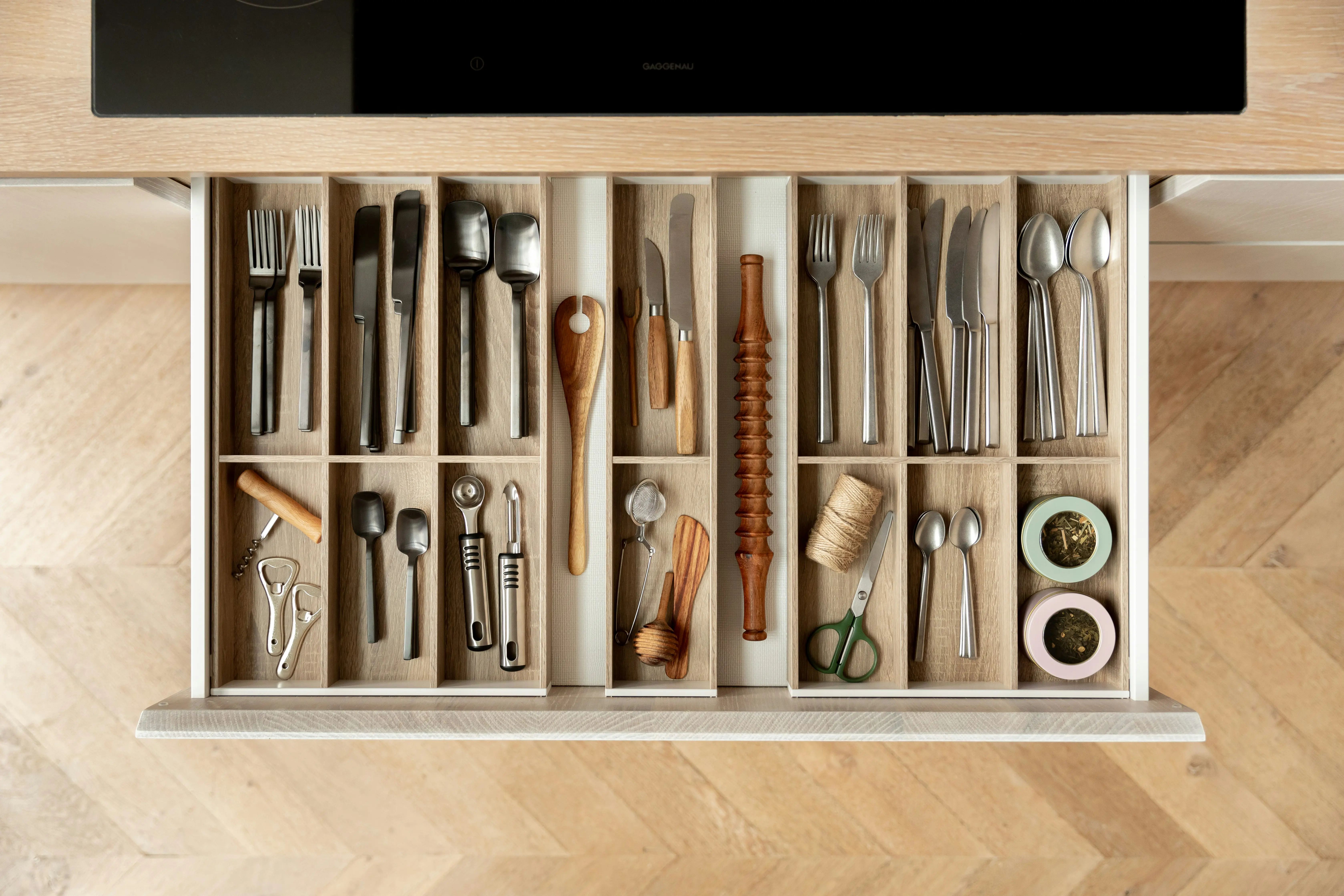 Kitchen Cabinet with Drawers : 5 Smart Storage Hacks !