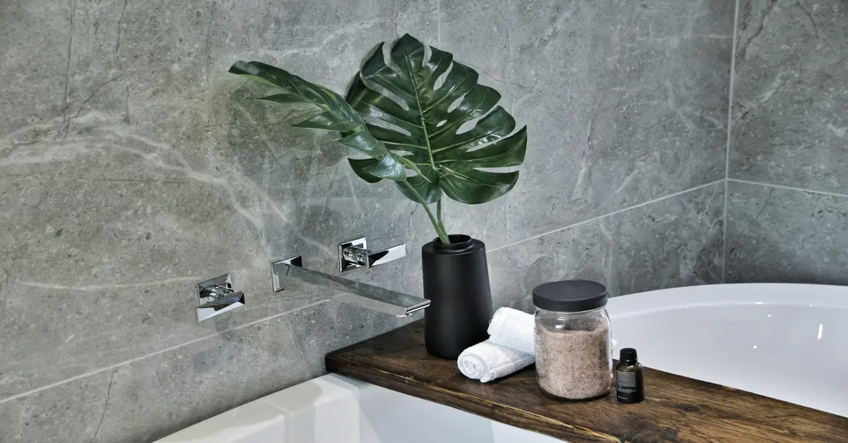 bathroom wall accessories