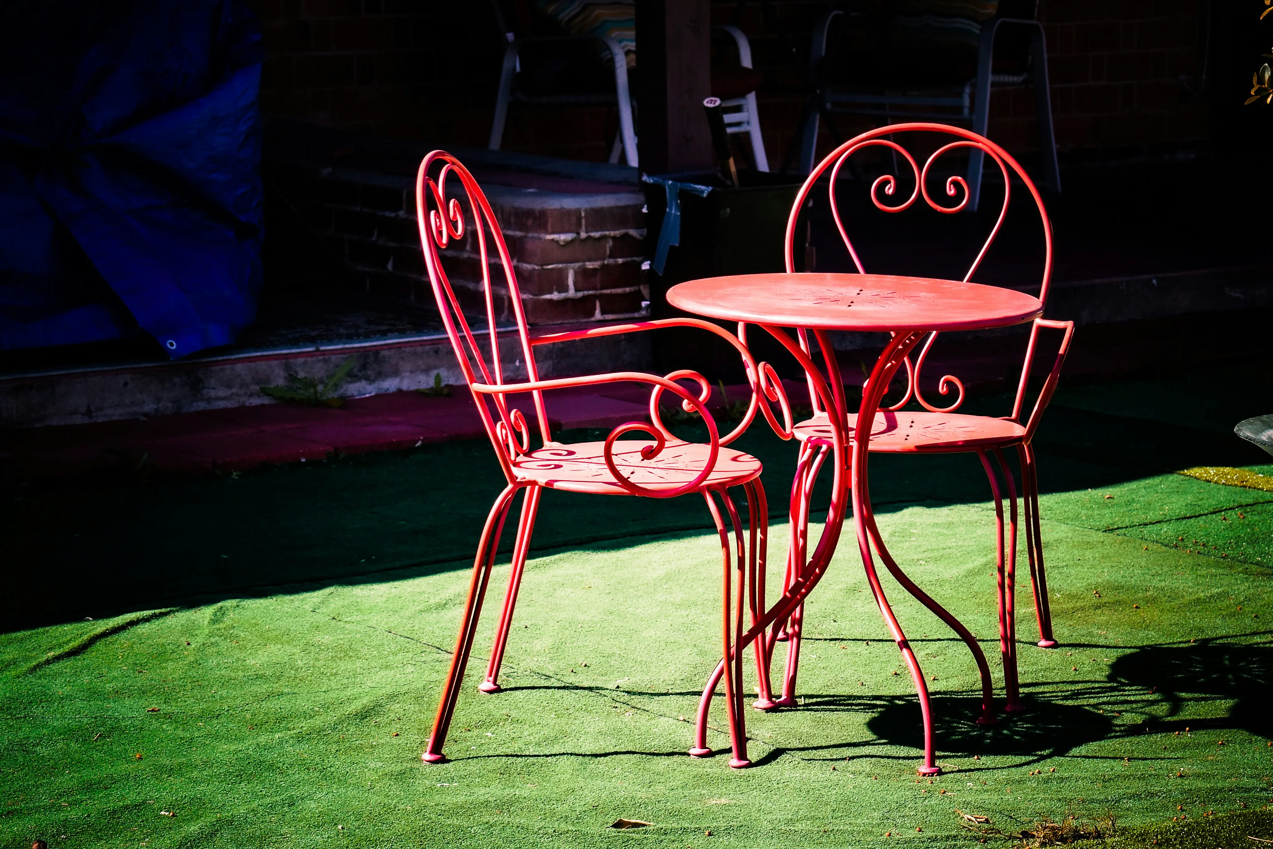 Wrought Iron Patio Furniture Sets : 5 Timeless Styles