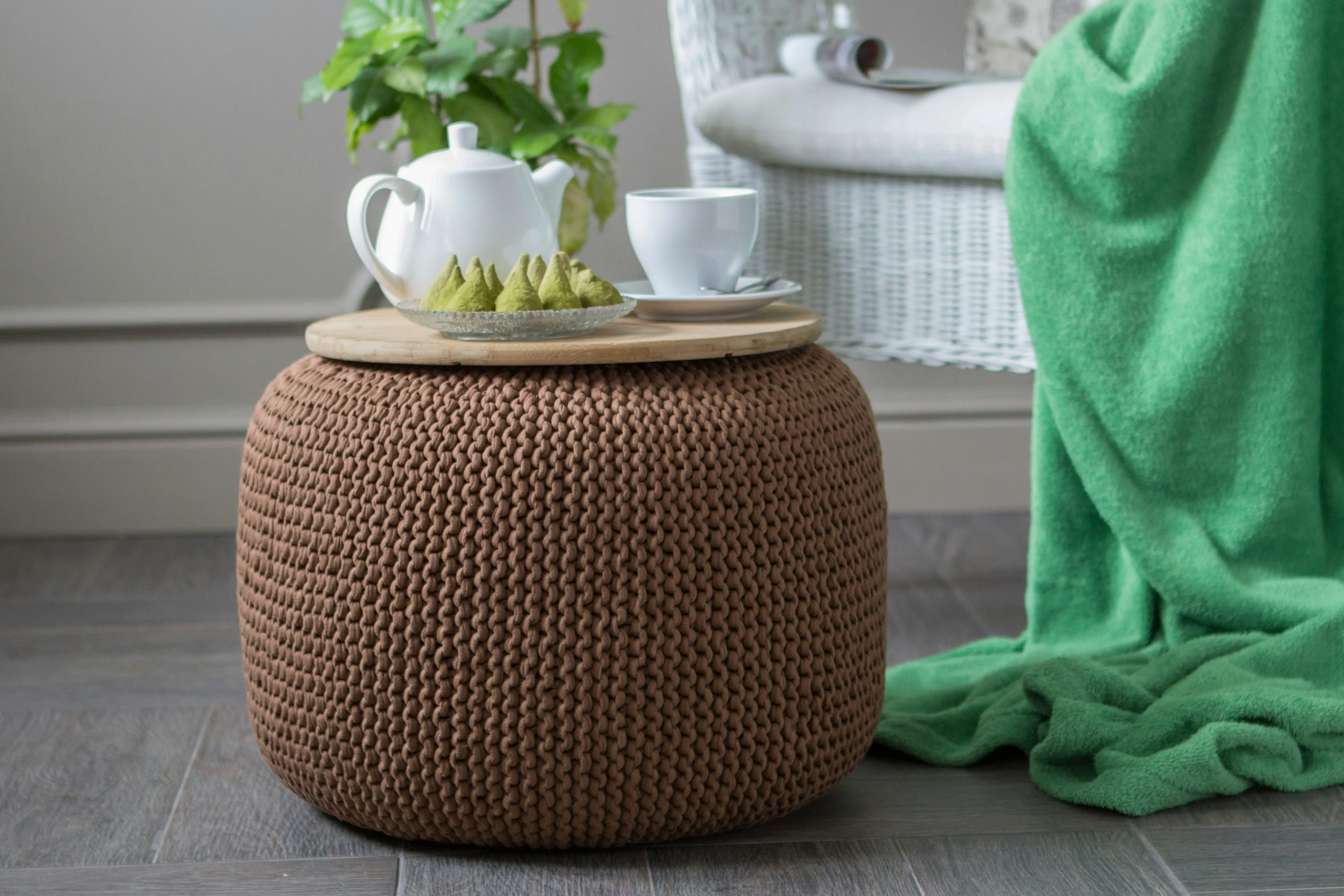 Pouf Coffee Table : 7 Amazing Design Ideas