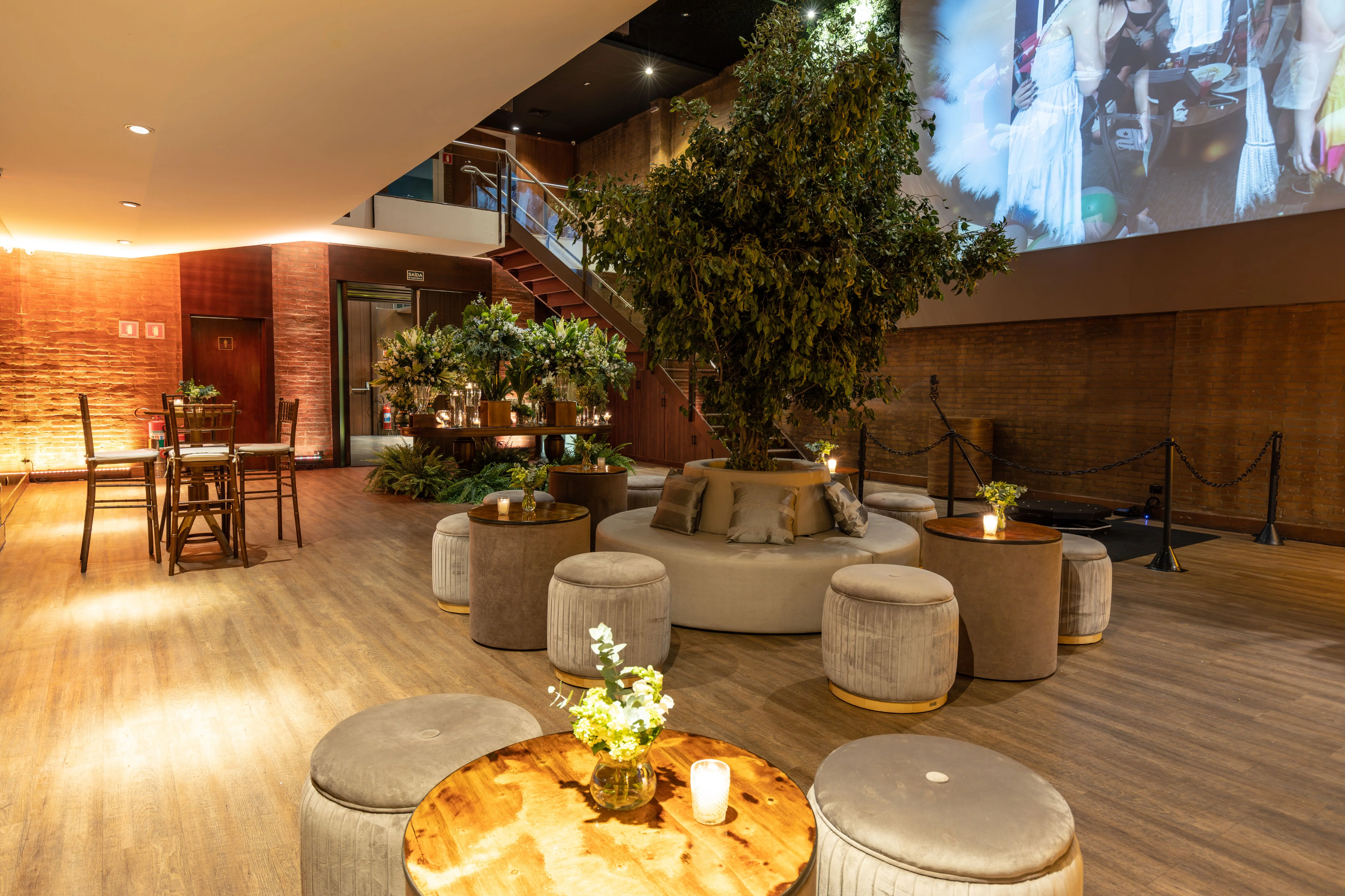 pouf coffee table Stylish indoor lounge with elegant furniture and soothing ambiance, ideal for relaxation.