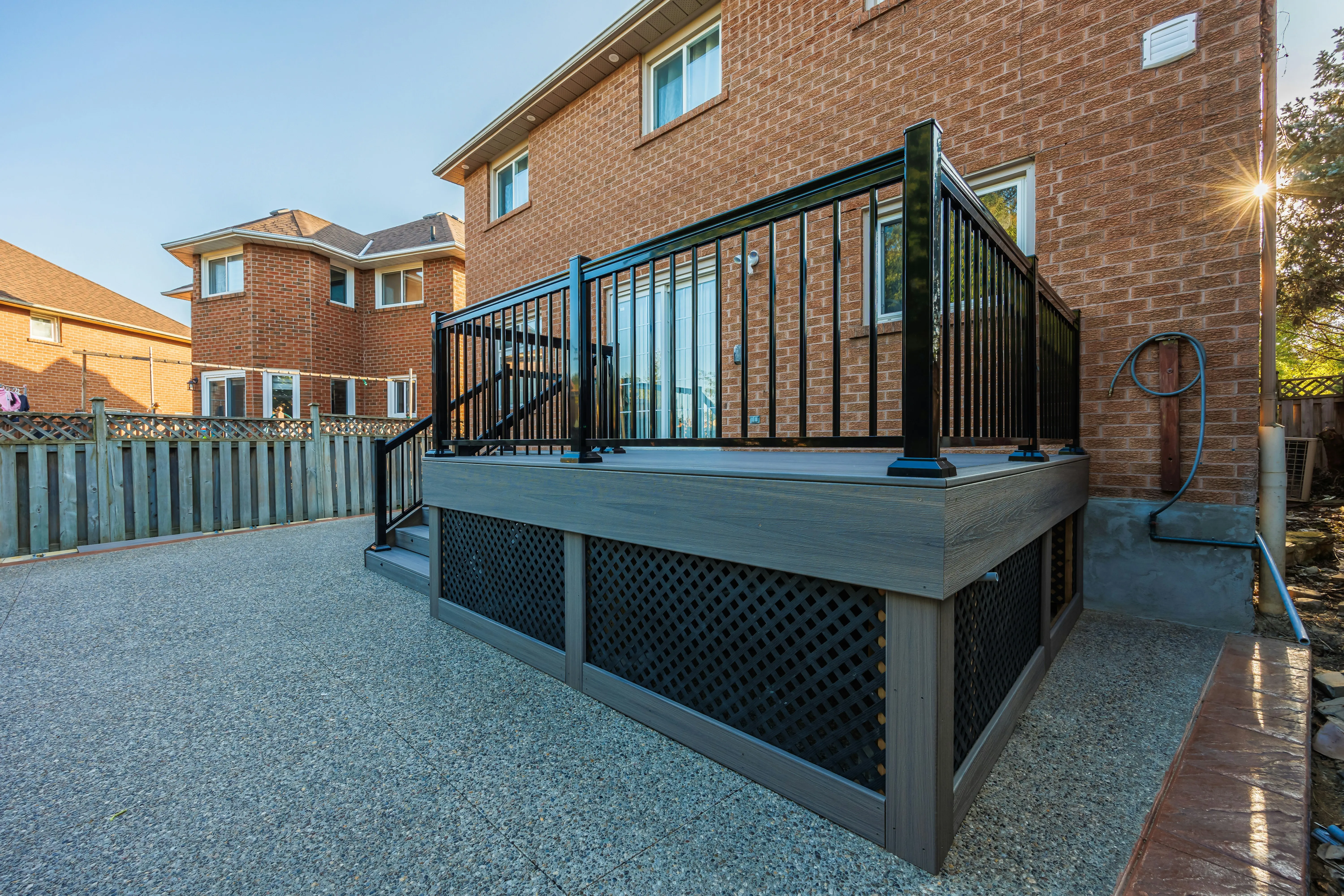 Screened in Deck : 7 Amazing Benefits You Need !