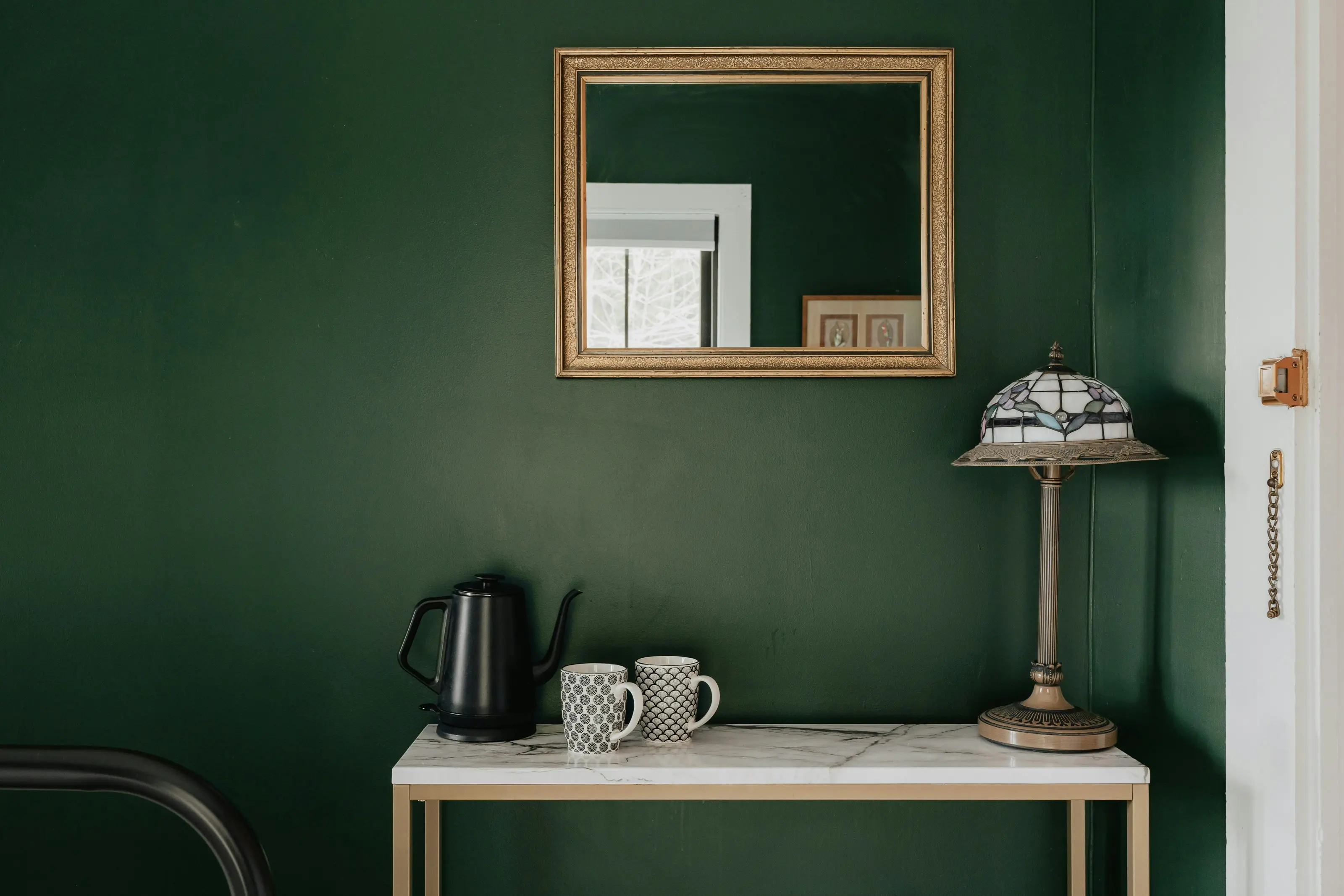 Green Wall Paint : 7 Stunning Shades to Transform Your Home