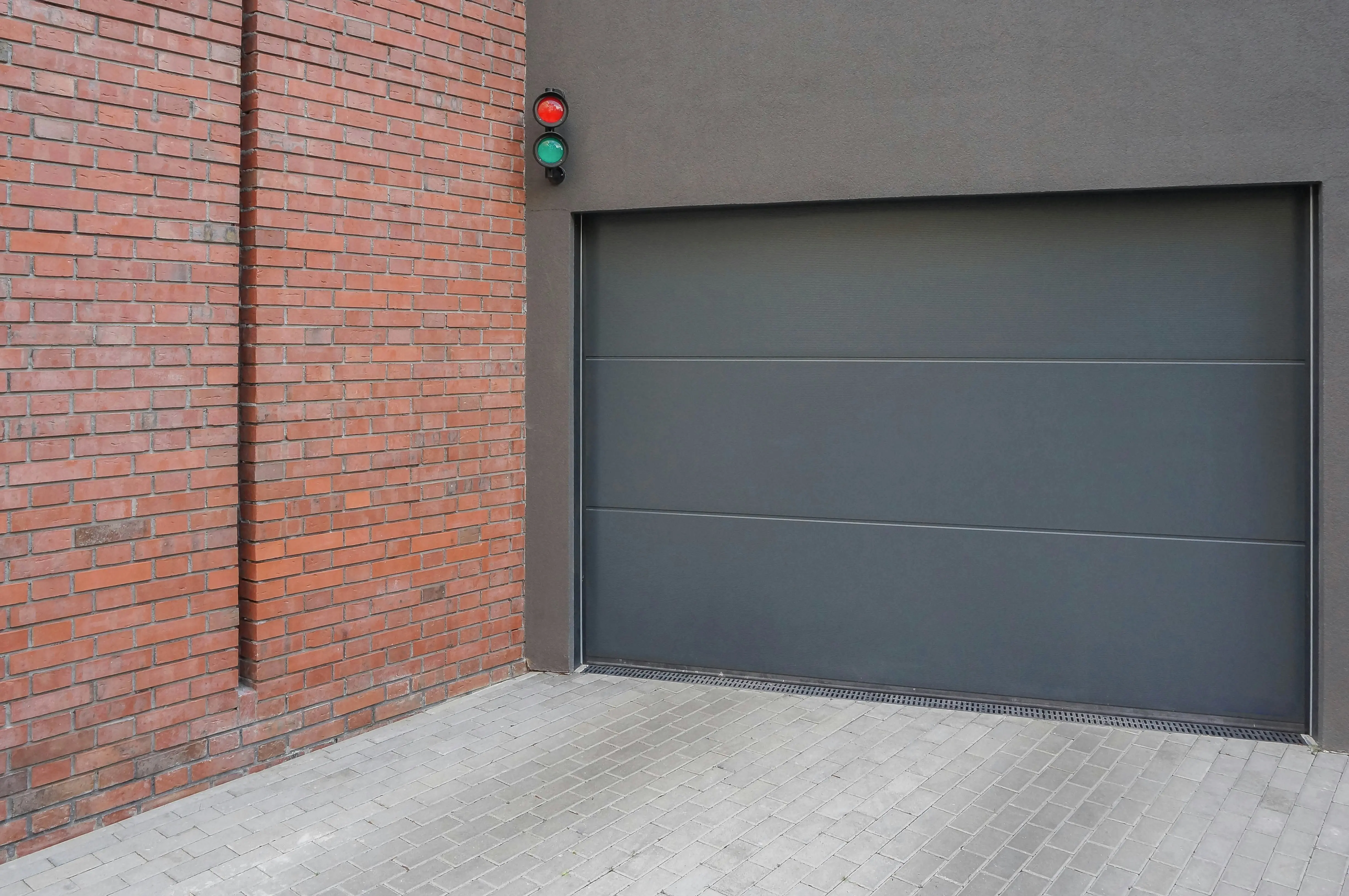9x7 Garage Door : Top 5 Reasons to Upgrade Today !