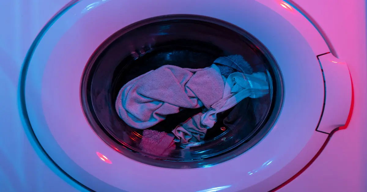 how to get dried blood out of clothes