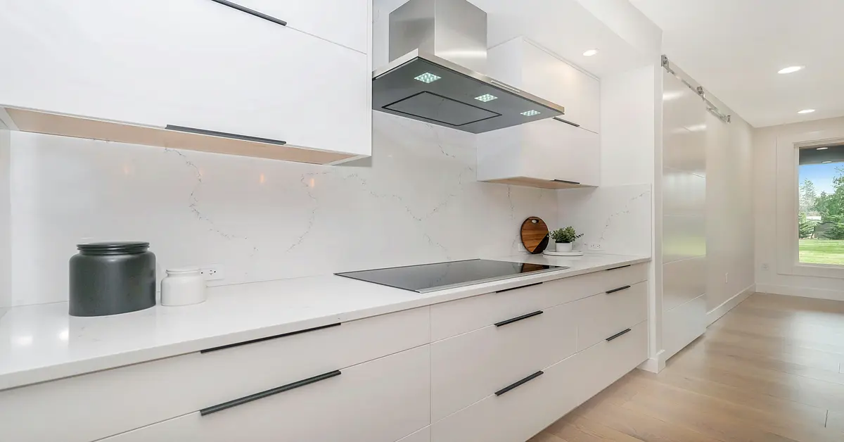 modern kitchen backsplash