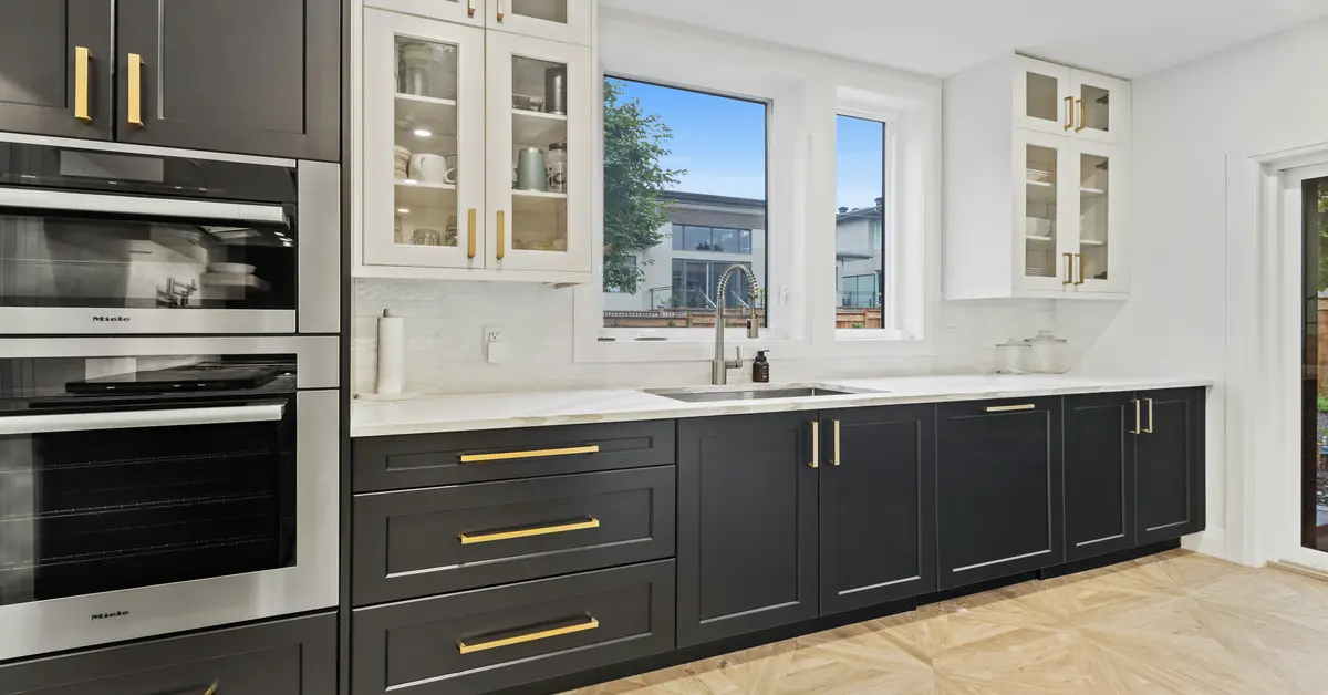 modern kitchen cabinet pulls