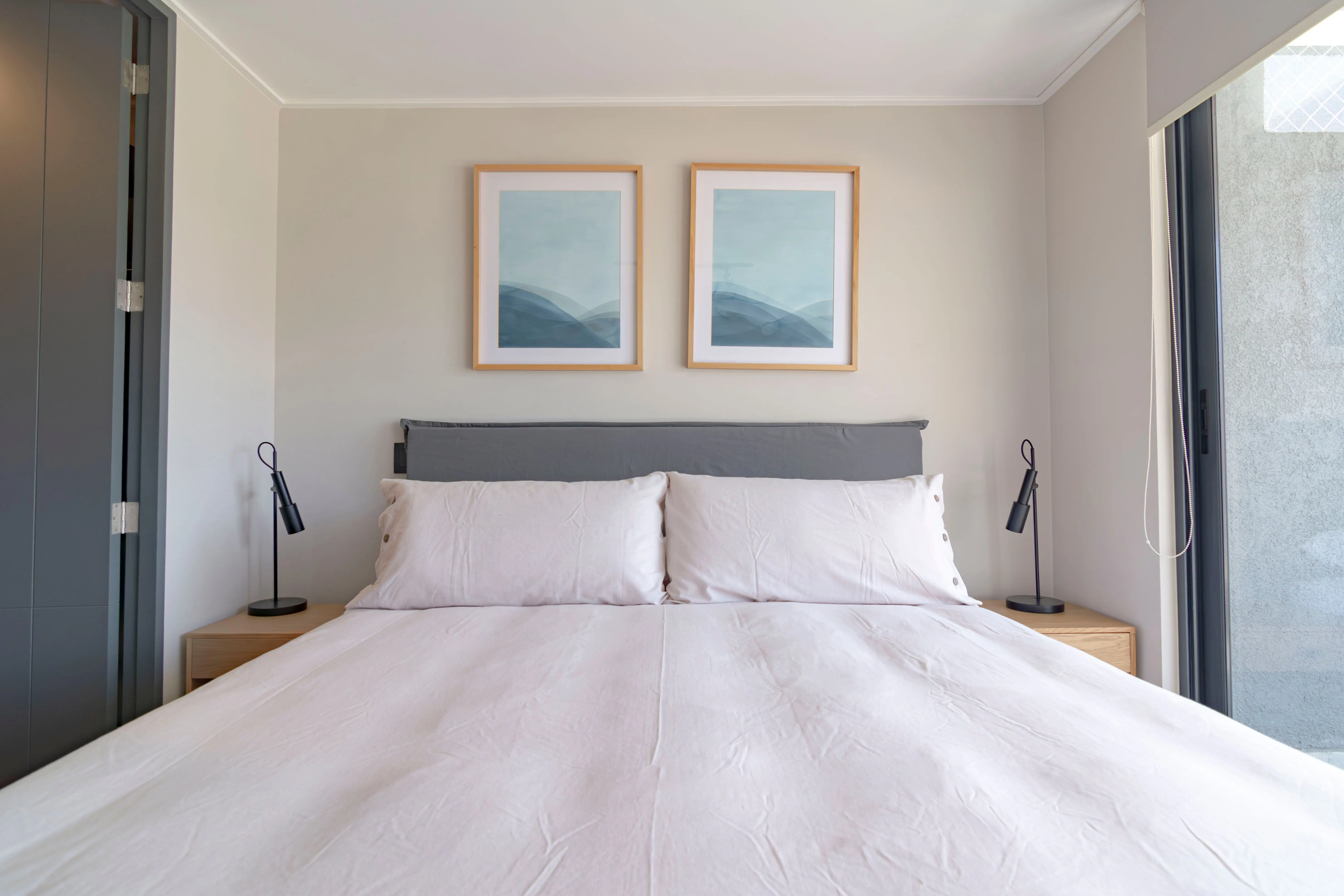 queen bed storage bed Contemporary bedroom with neutral tones and modern decor elements, perfect for inspiration.