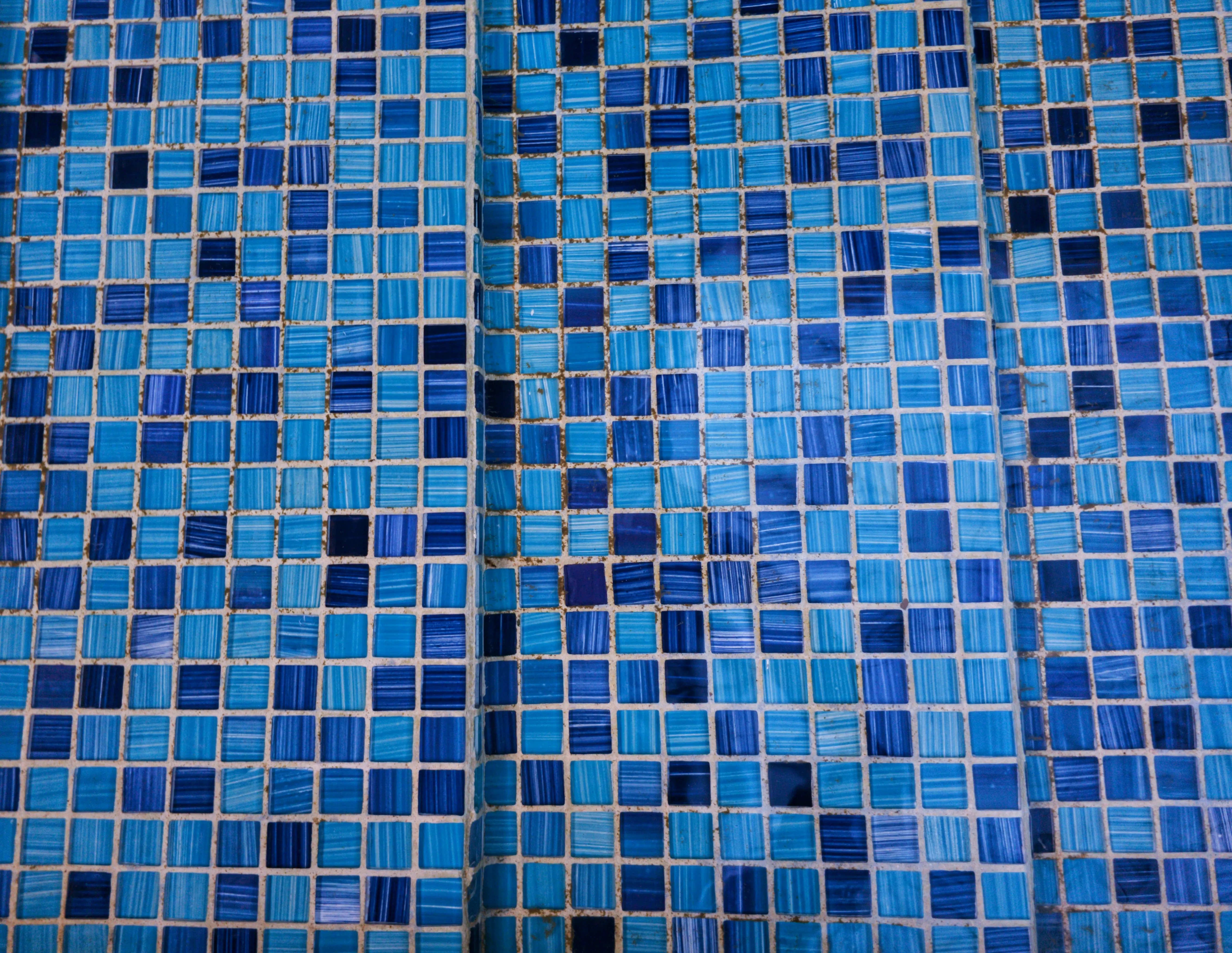 Blue Backsplash : 5 Stunning Kitchen Transformations